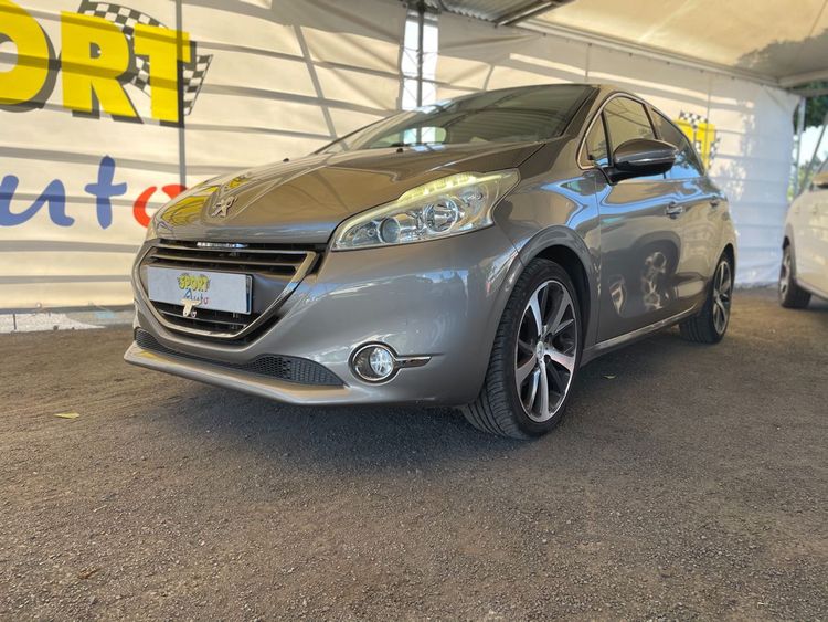 voiture occasion PEUGEOT 208 à la Réunion disponible sur noutlauto.re