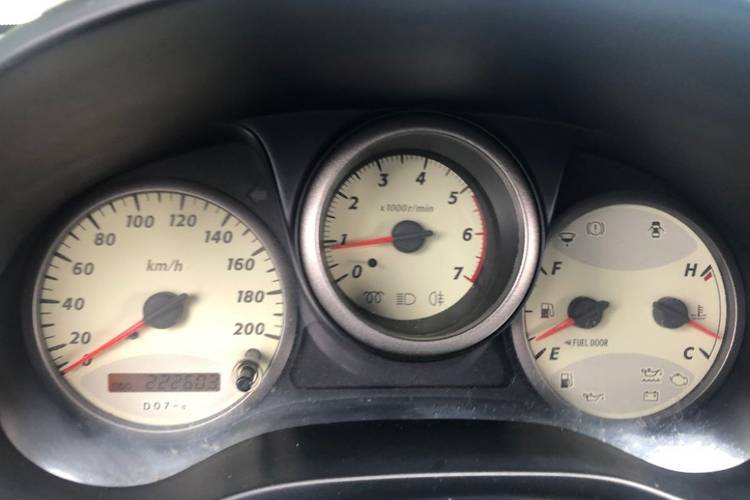 voiture occasion TOYOTA RAV4 à la Réunion disponible sur noutlauto.re