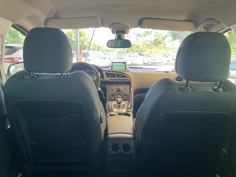 voiture occasion PEUGEOT 3008 à la Réunion disponible sur noutlauto.re