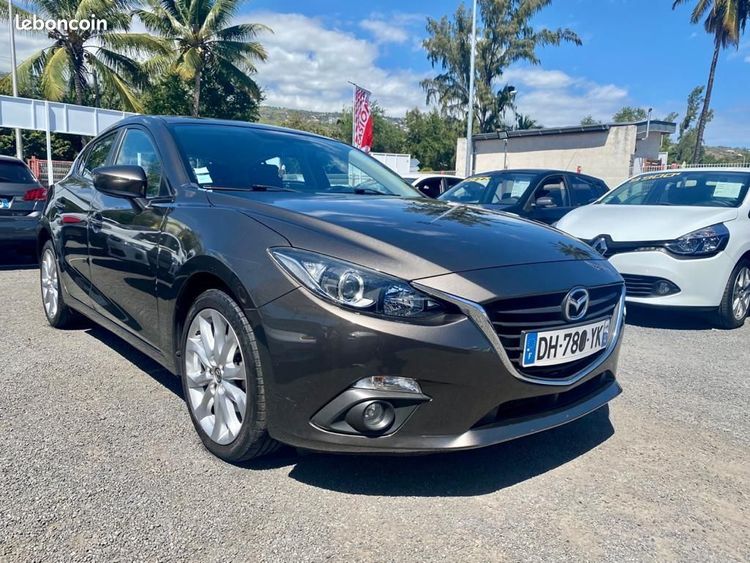 voiture occasion MAZDA 3 à la Réunion disponible sur noutlauto.re