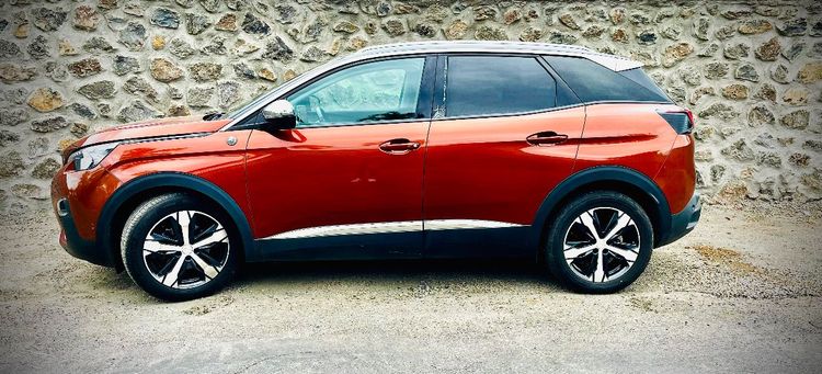 voiture occasion PEUGEOT 3008 à la Réunion disponible sur noutlauto.re