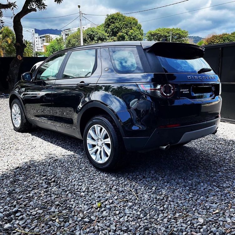 voiture occasion LAND ROVER DISCOVERY à la Réunion disponible sur noutlauto.re