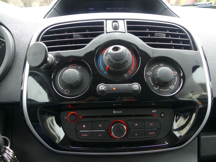 voiture occasion RENAULT KANGOO à la Réunion disponible sur noutlauto.re