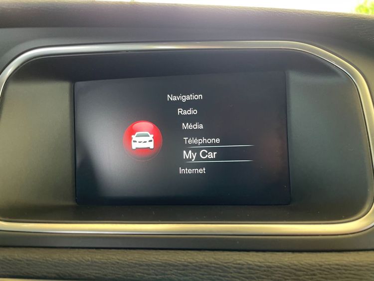 voiture occasion VOLVO V 40 à la Réunion disponible sur noutlauto.re