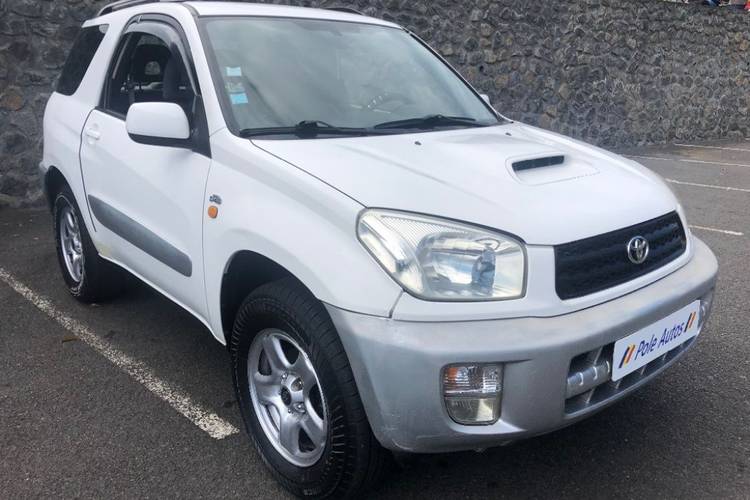 voiture occasion TOYOTA RAV4 à la Réunion disponible sur noutlauto.re