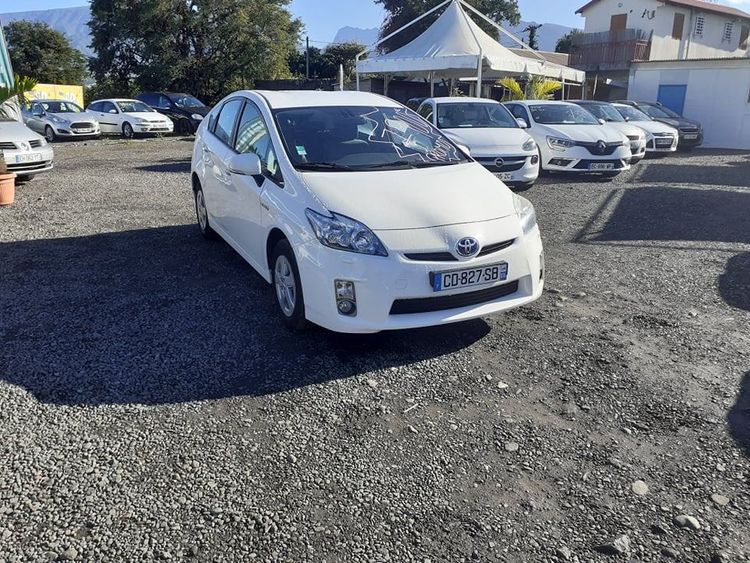 voiture occasion TOYOTA PRIUS à la Réunion disponible sur noutlauto.re