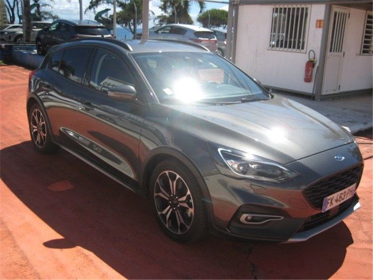 voiture occasion FORD FOCUS ACTIVE à la Réunion disponible sur noutlauto.re