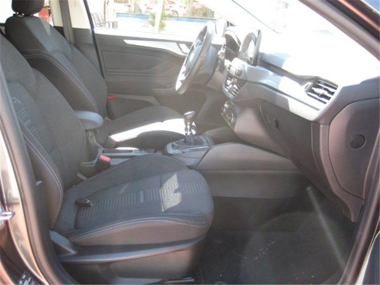 voiture occasion FORD FOCUS ACTIVE à la Réunion disponible sur noutlauto.re