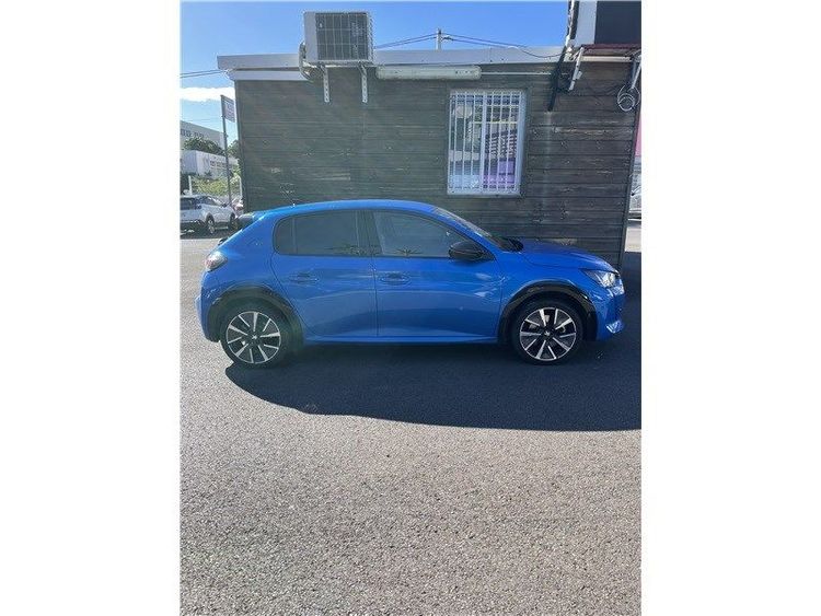 voiture occasion PEUGEOT 208 à la Réunion disponible sur noutlauto.re