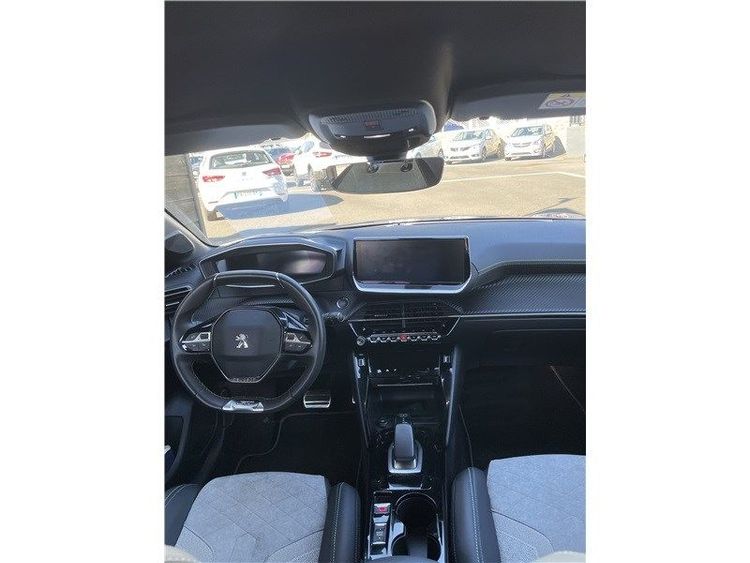 voiture occasion PEUGEOT 208 à la Réunion disponible sur noutlauto.re