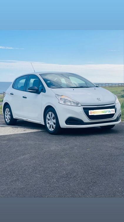 voiture occasion PEUGEOT 208 à la Réunion disponible sur noutlauto.re