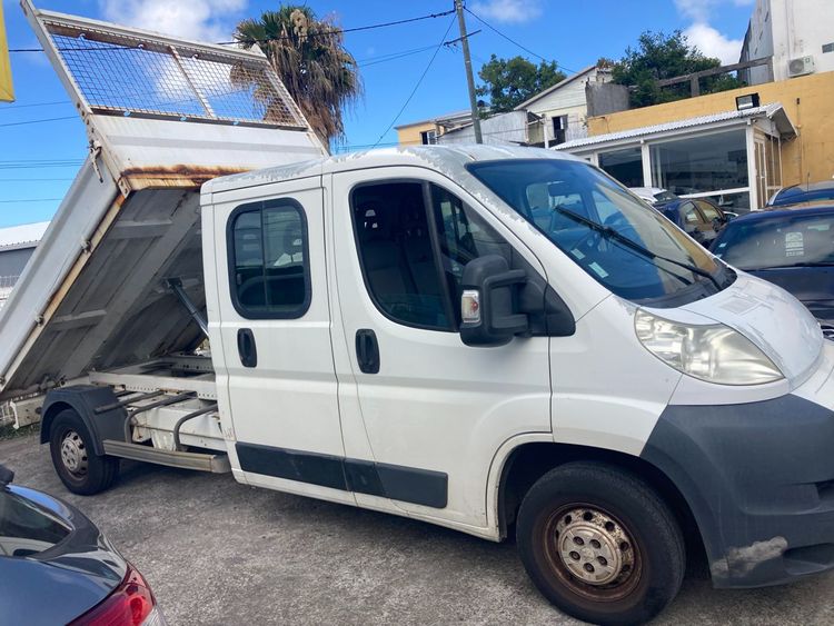 voiture occasion PEUGEOT BOXER à la Réunion disponible sur noutlauto.re