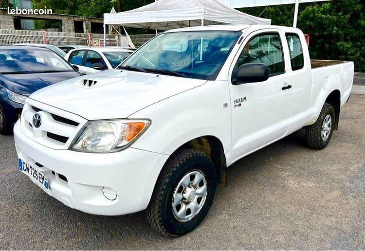 voiture occasion TOYOTA HILUX à la Réunion disponible sur noutlauto.re