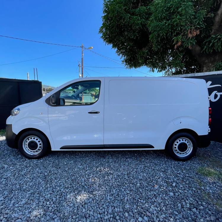 voiture occasion PEUGEOT EXPERT à la Réunion disponible sur noutlauto.re