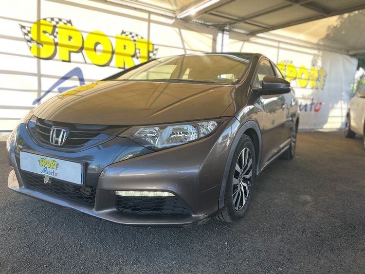 voiture occasion HONDA CIVIC à la Réunion disponible sur noutlauto.re