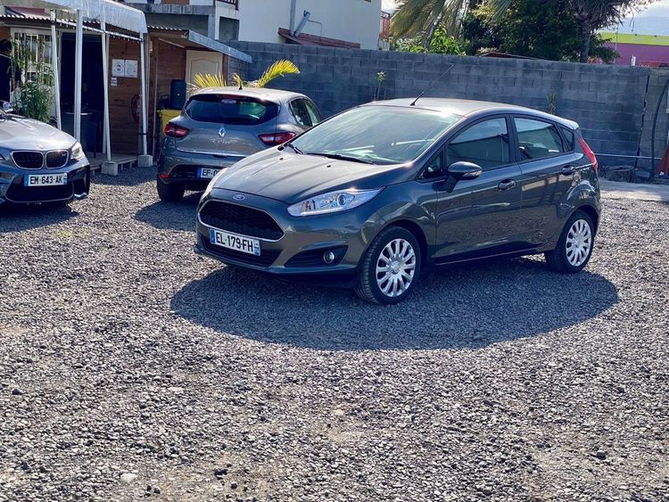 voiture occasion FORD FIESTA à la Réunion disponible sur noutlauto.re
