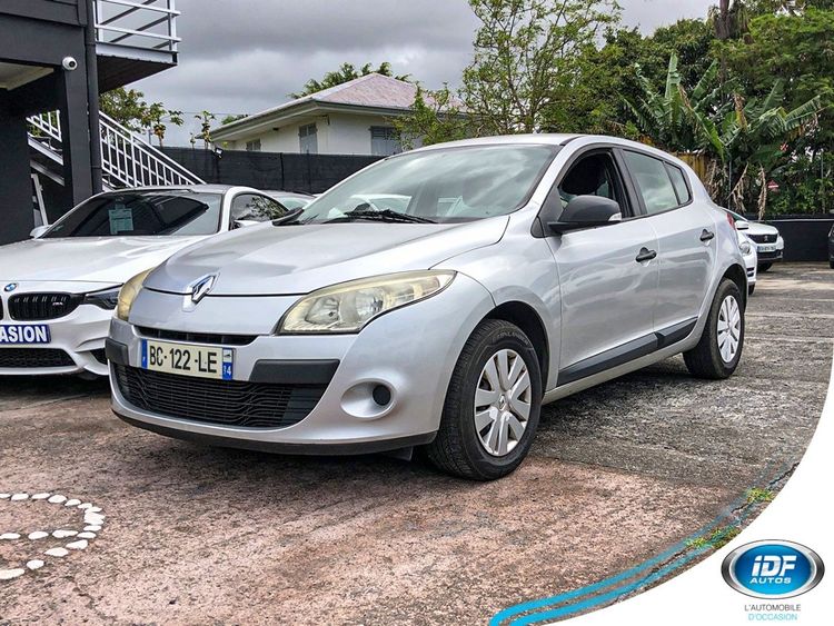 voiture occasion RENAULT MEGANE à la Réunion disponible sur noutlauto.re