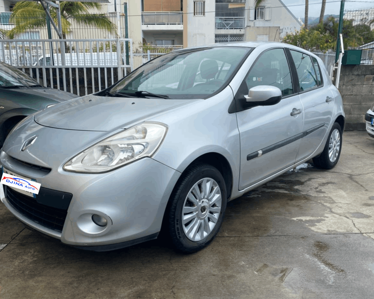 voiture occasion RENAULT CLIO à la Réunion disponible sur noutlauto.re