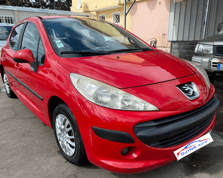 voiture occasion PEUGEOT 207 à la Réunion disponible sur noutlauto.re