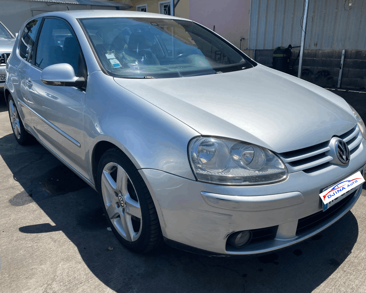 voiture occasion VOLKSWAGEN GOLF à la Réunion disponible sur noutlauto.re