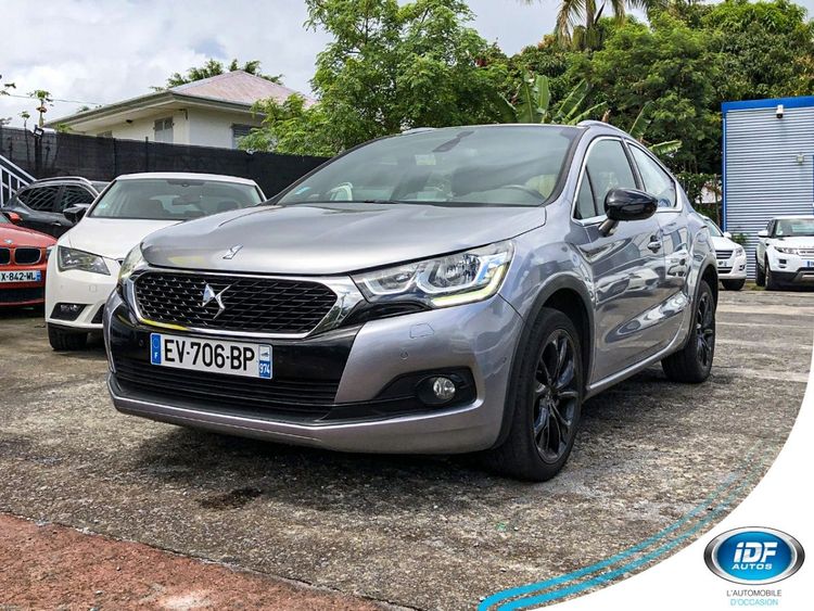 voiture occasion DS DS4 à la Réunion disponible sur noutlauto.re