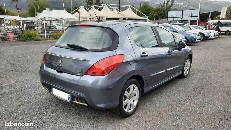 voiture occasion PEUGEOT 308 à la Réunion disponible sur noutlauto.re