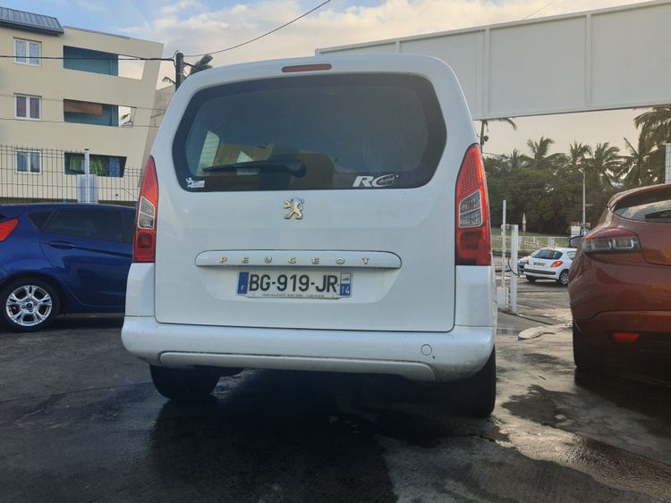 voiture occasion PEUGEOT PARTNER à la Réunion disponible sur noutlauto.re