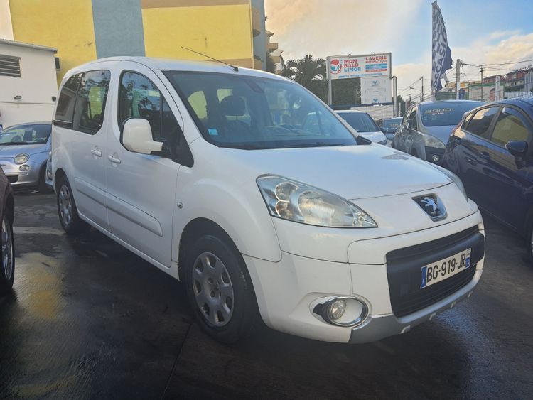voiture occasion PEUGEOT PARTNER à la Réunion disponible sur noutlauto.re