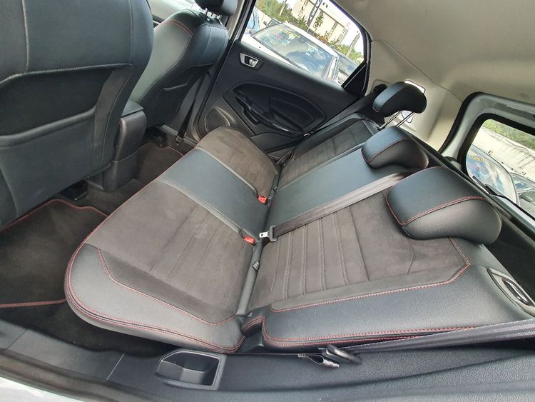voiture occasion FORD ECOSPORT à la Réunion disponible sur noutlauto.re