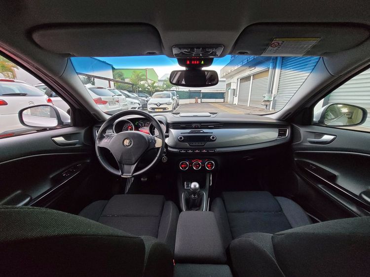 voiture occasion ALFA ROMEO GIULIETTA à la Réunion disponible sur noutlauto.re