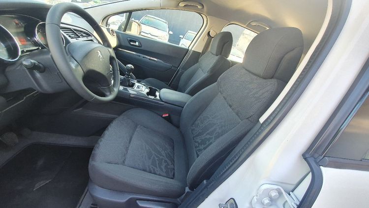 voiture occasion PEUGEOT 3008 à la Réunion disponible sur noutlauto.re