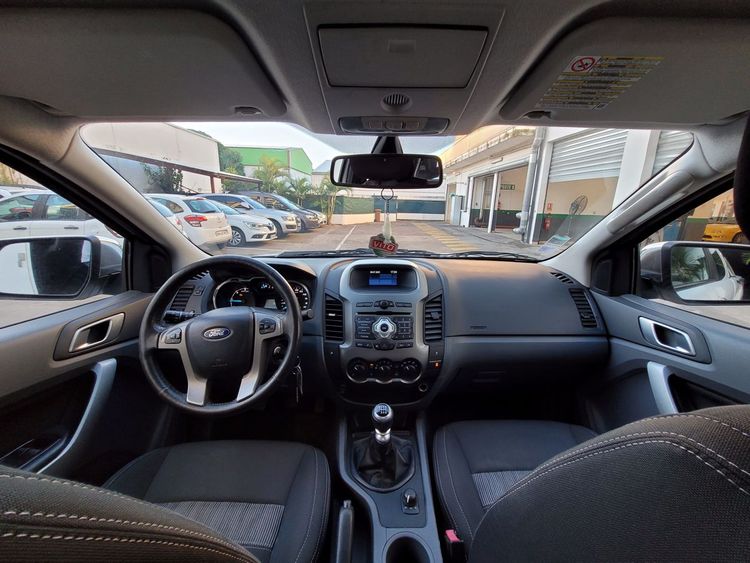 voiture occasion FORD RANGER à la Réunion disponible sur noutlauto.re