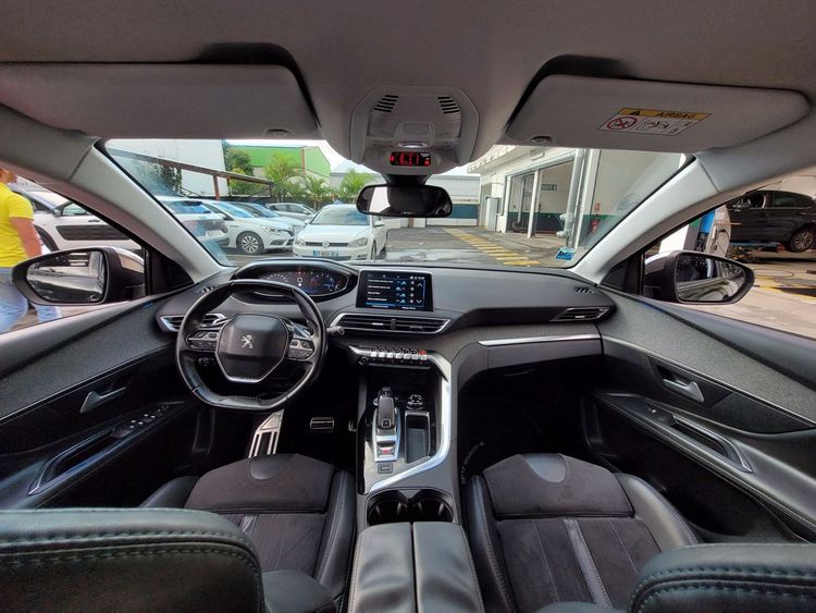 voiture occasion PEUGEOT 3008 à la Réunion disponible sur noutlauto.re