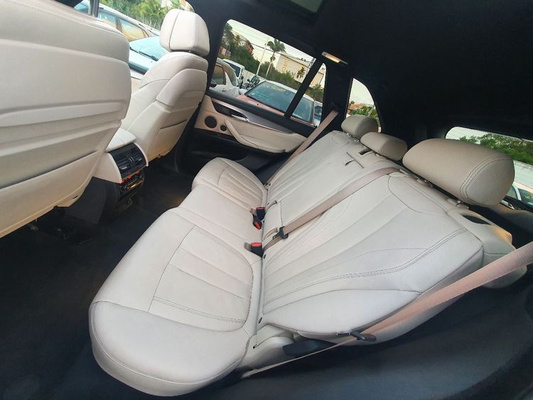 voiture occasion BMW X5 à la Réunion disponible sur noutlauto.re