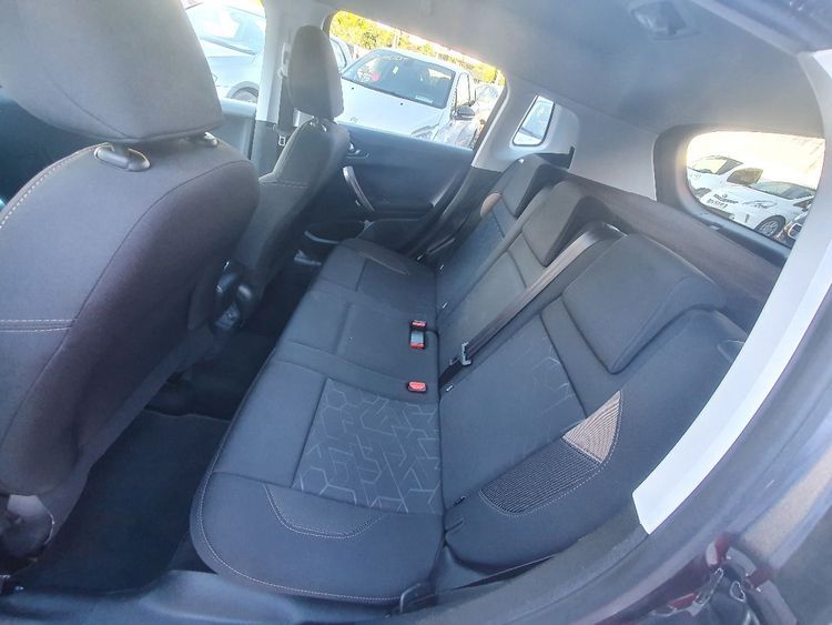 voiture occasion PEUGEOT 2008 à la Réunion disponible sur noutlauto.re