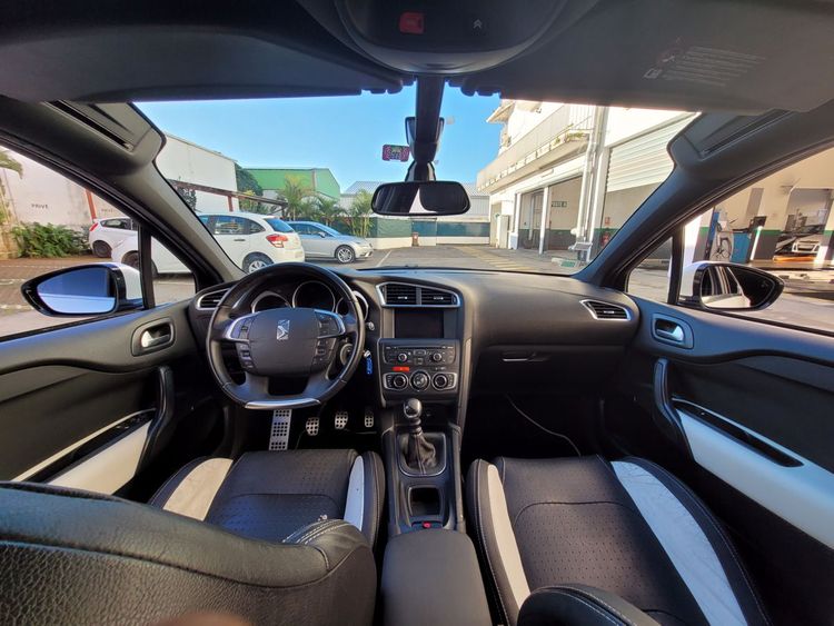 voiture occasion CITROEN DS4 à la Réunion disponible sur noutlauto.re