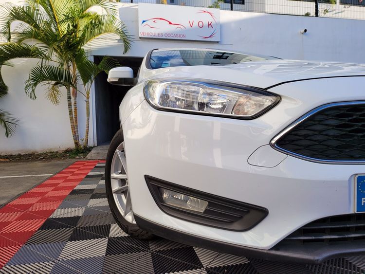 voiture occasion FORD FOCUS à la Réunion disponible sur noutlauto.re