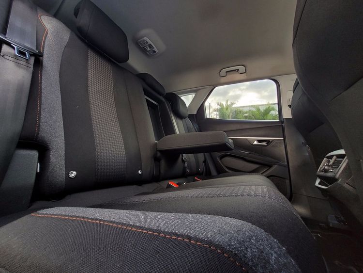 voiture occasion PEUGEOT 3008 à la Réunion disponible sur noutlauto.re