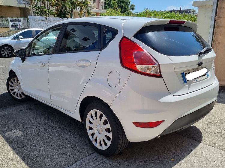 voiture occasion FORD FIESTA à la Réunion disponible sur noutlauto.re
