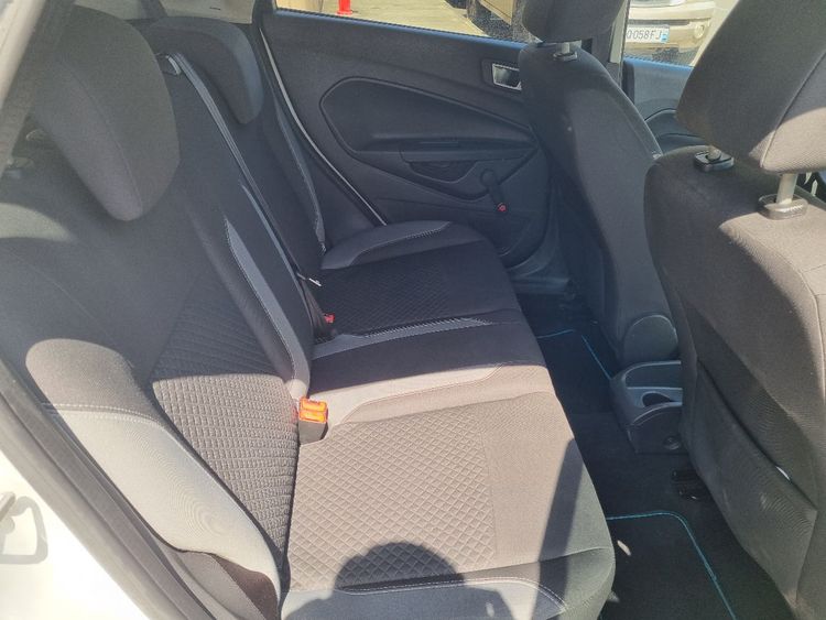 voiture occasion FORD FIESTA à la Réunion disponible sur noutlauto.re