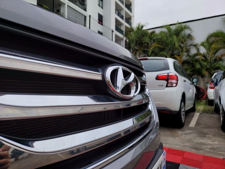 voiture occasion HYUNDAI SANTA FE à la Réunion disponible sur noutlauto.re