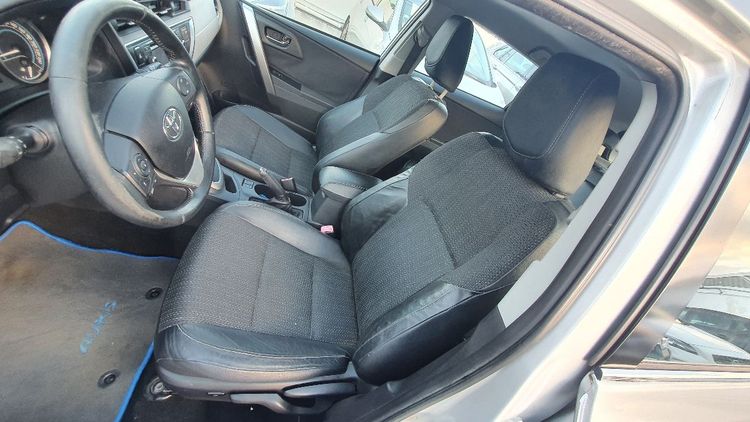 voiture occasion TOYOTA AURIS à la Réunion disponible sur noutlauto.re