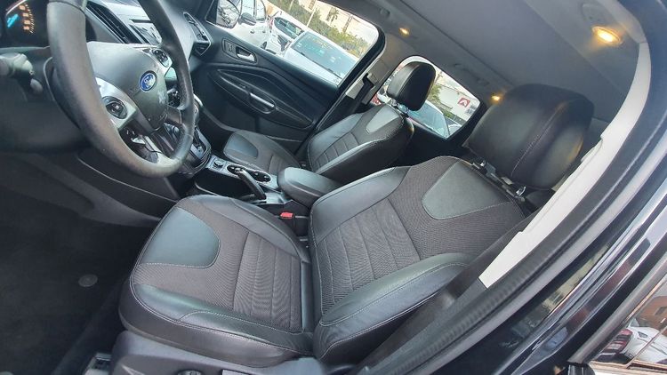 voiture occasion FORD KUGA à la Réunion disponible sur noutlauto.re