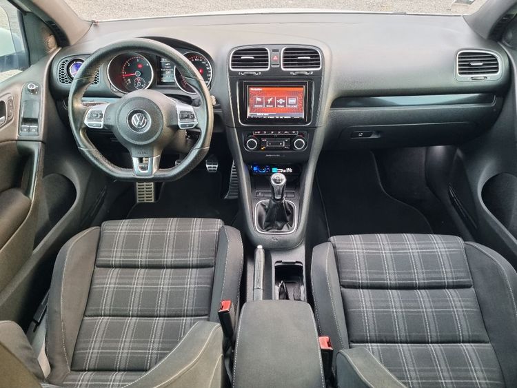 voiture occasion VOLKSWAGEN GOLF à la Réunion disponible sur noutlauto.re