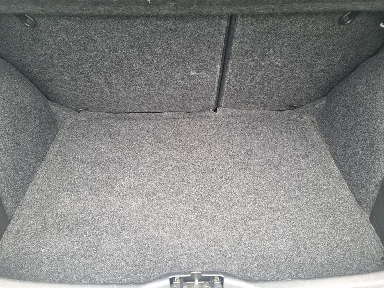 voiture occasion PEUGEOT 307 à la Réunion disponible sur noutlauto.re