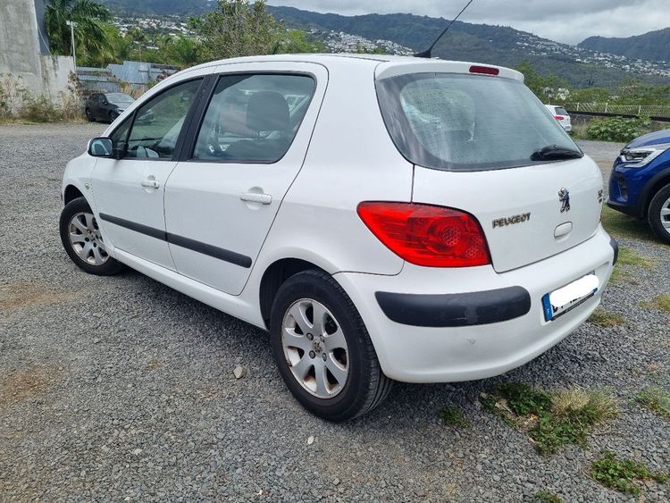 voiture occasion PEUGEOT 307 à la Réunion disponible sur noutlauto.re