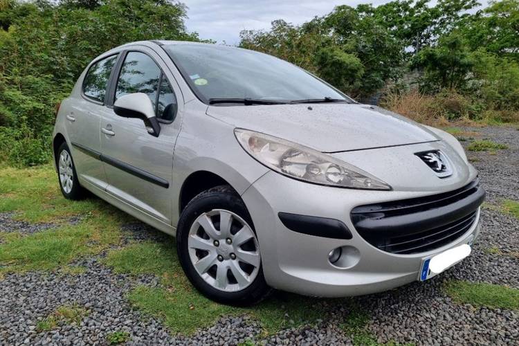 voiture occasion PEUGEOT 207 à la Réunion disponible sur noutlauto.re
