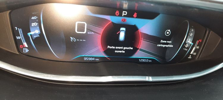 voiture occasion PEUGEOT 3008 à la Réunion disponible sur noutlauto.re