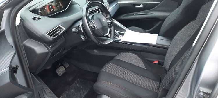 voiture occasion PEUGEOT 3008 à la Réunion disponible sur noutlauto.re