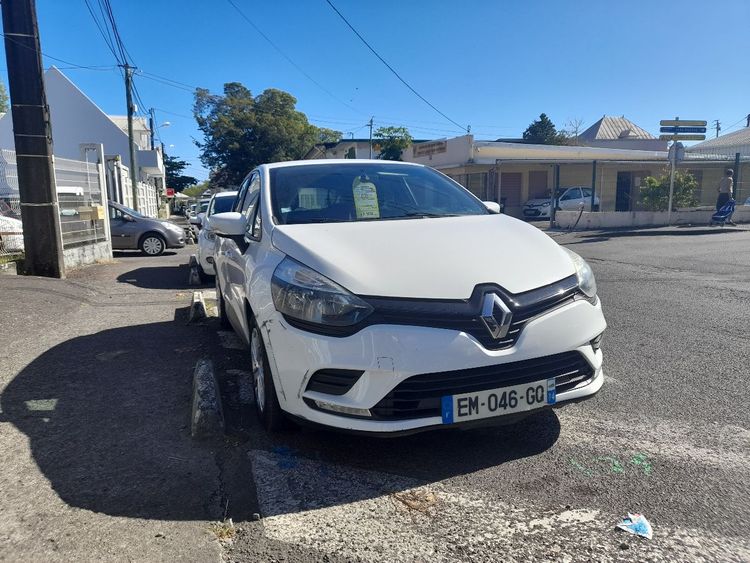 voiture occasion RENAULT CLIO à la Réunion disponible sur noutlauto.re